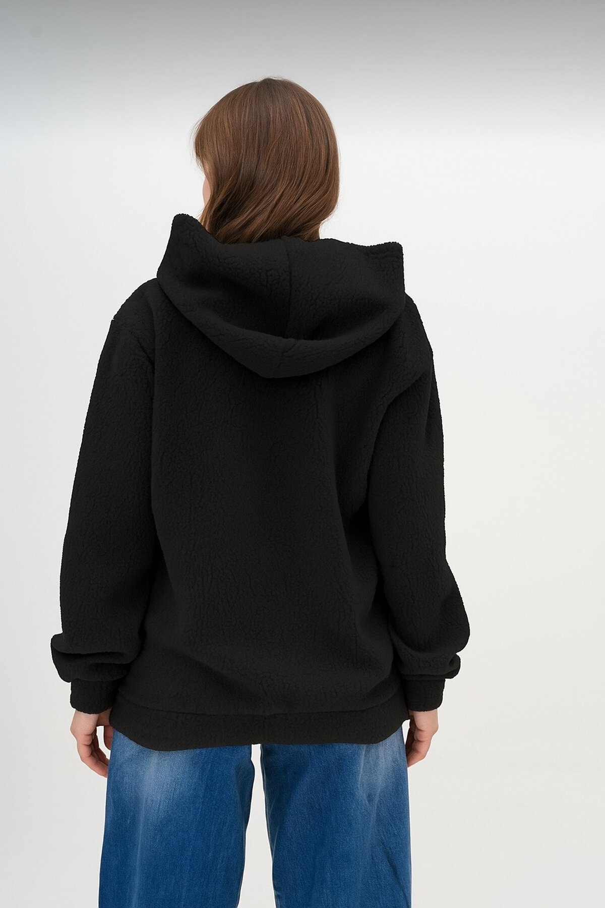 Kadın Peluş Kumoş Kanguru Cepli Kapüşonlu Rahat Kalıp Standart Sweatshirt