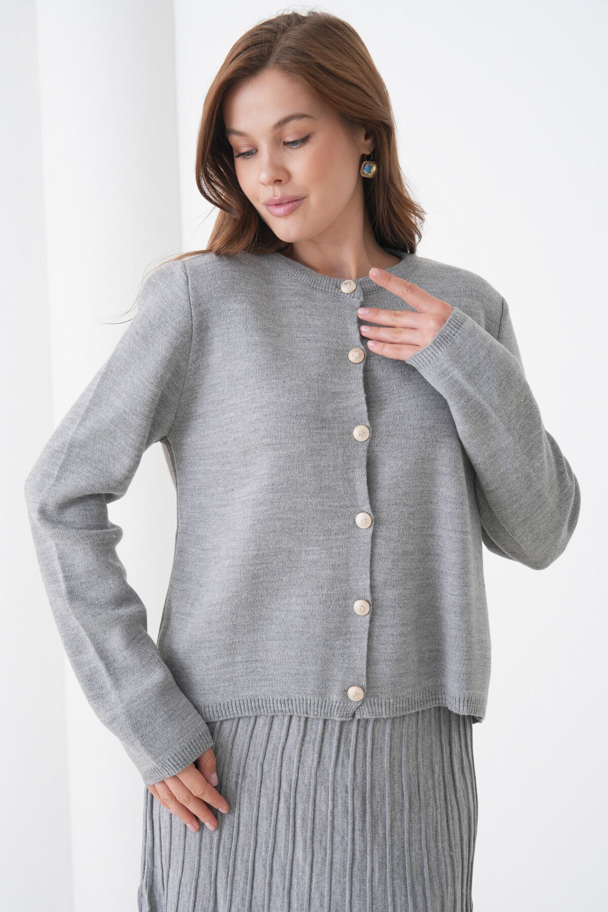 Kadın Pileli Etek Kazağı Düğmeli Tesettüre Uygun Örgü Triko Etekli Ceket Takım