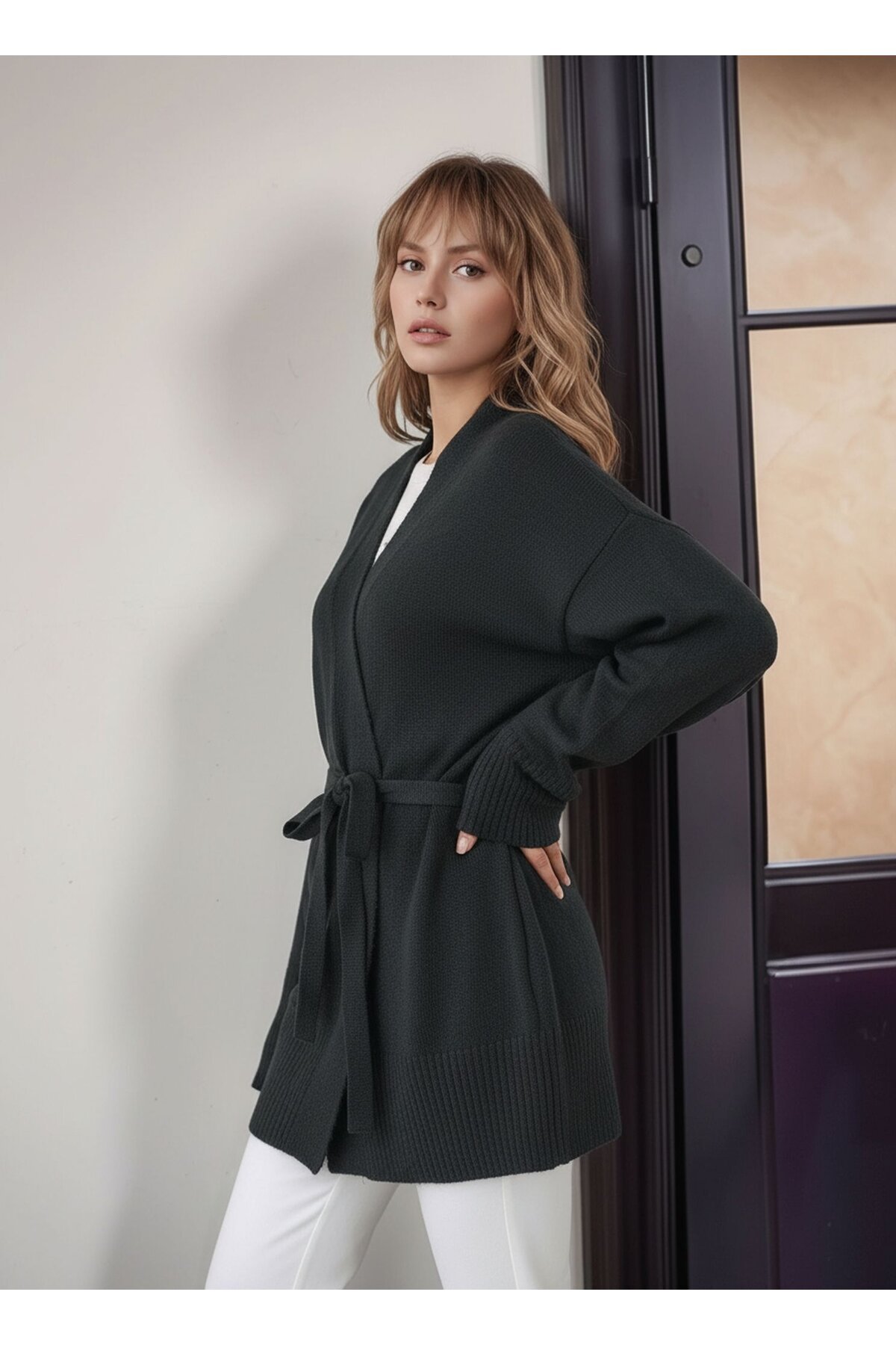 Kadın Tesettüre Uygun Midi Boy Kruvaze Kapama Kuşaklı Uzun Kol Cepli Spor Şık Triko Hırka Ceket