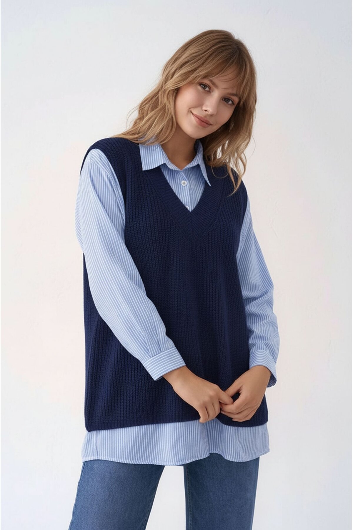 Kadın Uzun Kol Gömlek Yaka İçi Gömlekli Triko Yelekli Spor Şık Gömlek Kazak