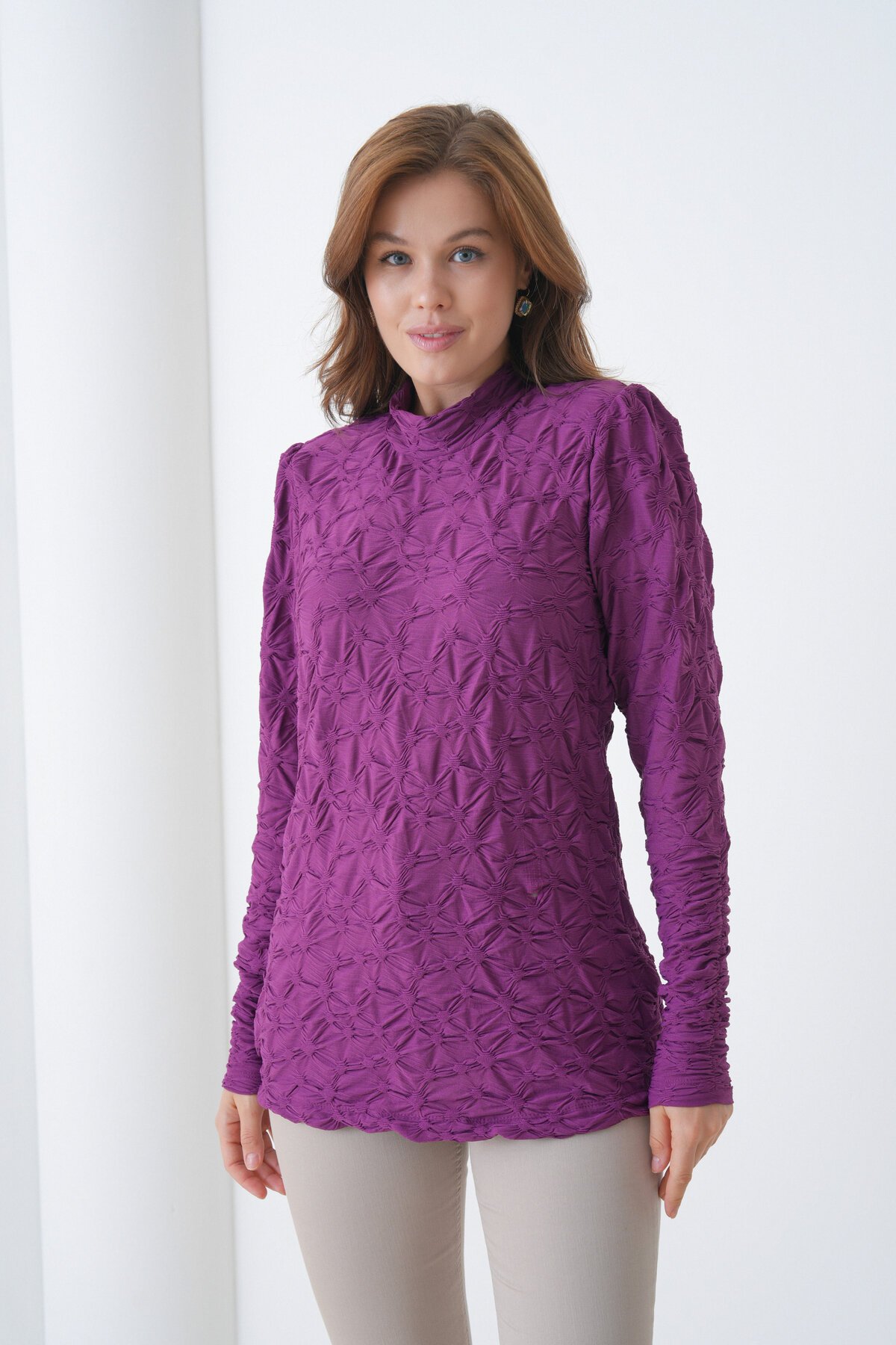 Kadın Yarım Balıkçı Yaka Uzun Kol Kendinden Dokulu Spor Tesettüre Uygun Şık Bluz