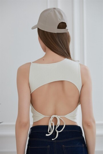 Pikkaonline Kadın Sırtı Açık Şık Croptop