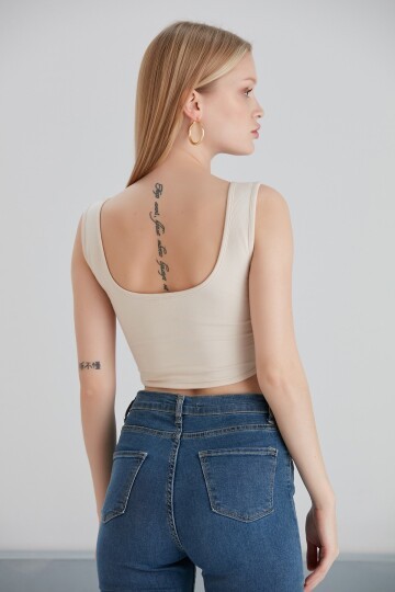 Kadın Askılı Yazı Baskılı Spor Şık Curve Krem Tasarım Croptop Bluz
