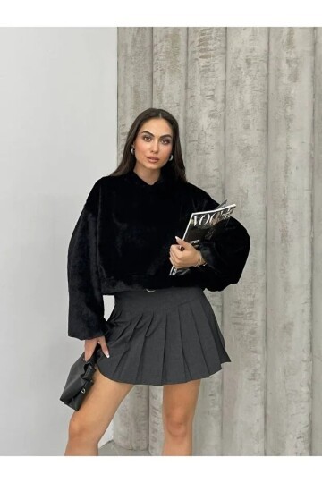 Kadın Crop Boy Yumuşacık Balon Uzun Kol Kapüşonlu Şık Kısa Sweatshirt