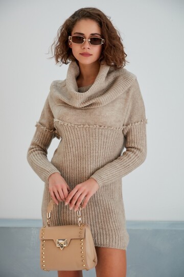 Kadın Degaje Yaka Saçak Detaylı Spor Şık Kahverengi Triko Tunik Bluz