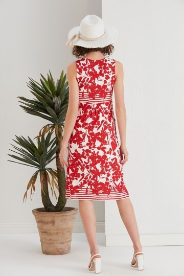 Kadın Kırmızı Çiçekli Cepli Spor Şık Kolsuz Viskon Curve Büyük Beden Günlük Elbise