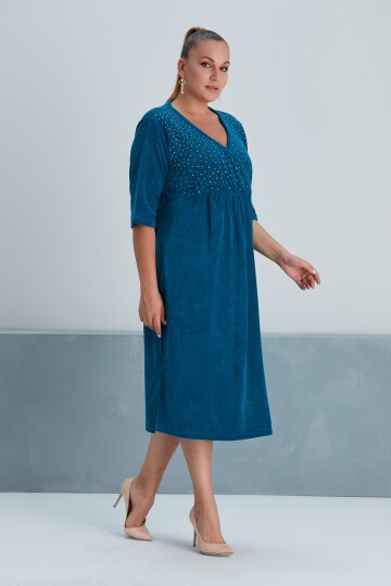 Kadın Kruvaze Yaka Taş Detaylı Uzun Büyük Beden Curve Ev Plaj Havlu Elbisesi