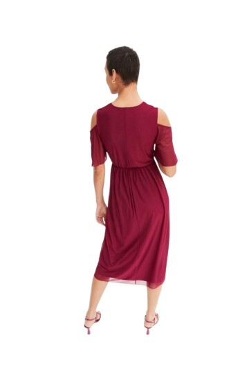 Kadın Omzu Açık Yarım Kol Fırfırlı Beli Lastikli Kruvaze Yaka Midi Boy Curve Elbise