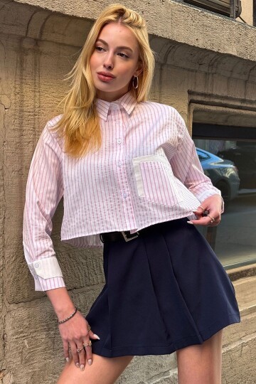 Kadın Özel Tasarım Çizgi Garni Crop Boy Uzun Kol Çift Manşetli Bluz Kısa Gömlek