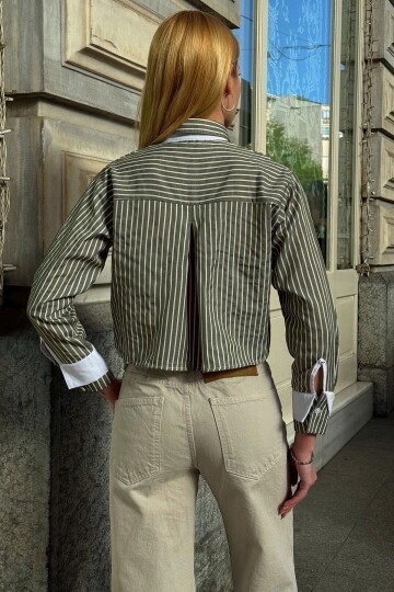 Kadın Özel Tasarım Çizgi Garni Crop Boy Uzun Kol Çift Manşetli Bluz Kısa Gömlek