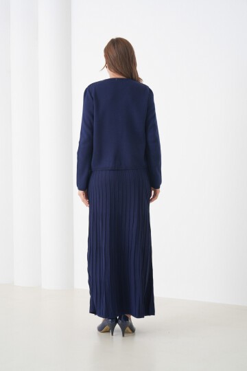 Kadın Pileli Etek Kazağı Düğmeli Tesettüre Uygun Örgü Triko Etekli Ceket Takım