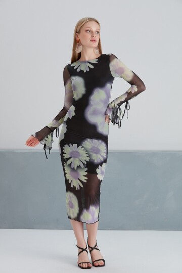 Kadın Sırt Dekolteli Uzun Boy Çiçekli Tül Spor Şık Siyah Kol Detaylı Elbise