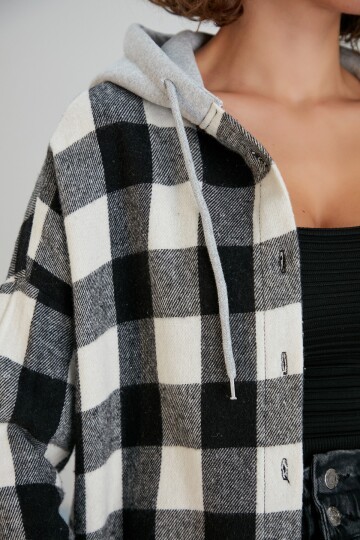 Kadın Siyah Beyaz Oduncu Oversize Ceket Gömlek