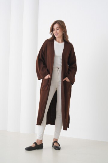 Kadın Tesettüre Uygun Maxi Boy Uzun Kol Cepli Spor Şık Triko Ceket