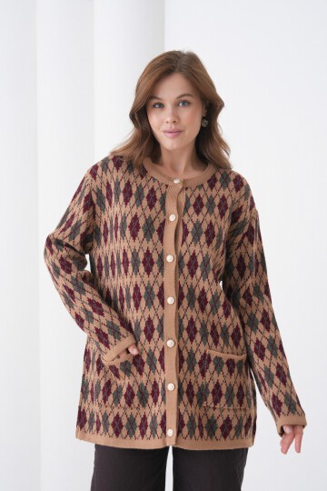 Kadın Tesettüre Uygun Önden Düğmeli CepliUzun Kol Şık Geniş Kalıp Desenli Triko Ceket