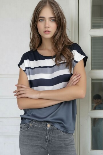 Kadın Bisiklet Yaka Saten Viskon Kısa Kol Spor Şık Çizgili Bluz