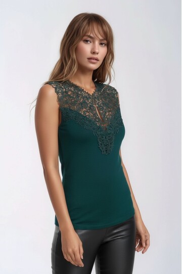 Kadın Dantel Brode Güpürlü V Yaka Kolsuz Şık Viskon Esnek Yazlık Curve Büyük Beden Bluz