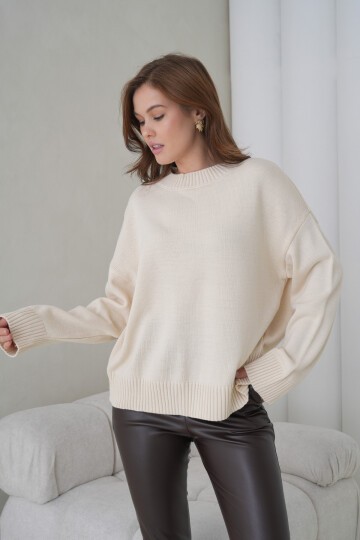 Kadın Dik Yaka Basic Uzun Kol Büyük Beden Curve Uyumlu Spor Şık Triko Kazak