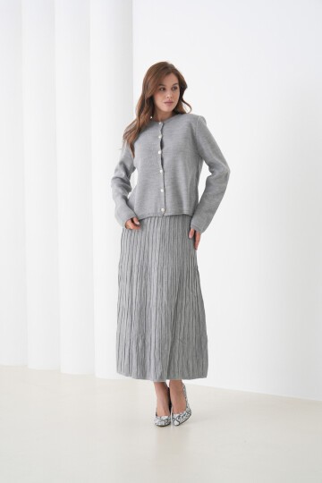 Kadın Pileli Etek Kazağı Düğmeli Tesettüre Uygun Örgü Triko Etekli Ceket Takım