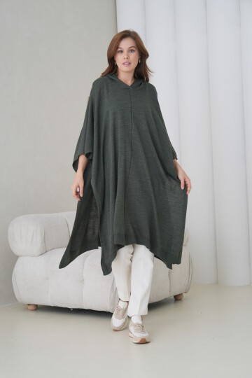 Kadın Tesettüre Uygun Yandan Bağlamalı Asimetrik Kesim Kapüşonlu Geniş Kalıp Panço Ceket